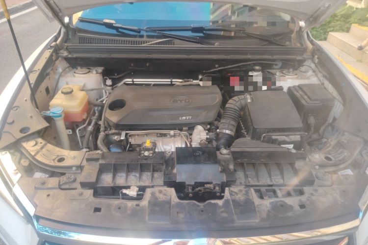 Used BYD Song Pro 2019 1.5T Automatic Prestige Model Engine Bay