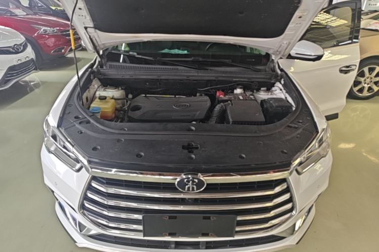 Used BYD Song Pro 2019 1.5T Automatic Luxury Model Engine Bay