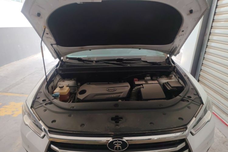 Used BYD Song Pro 2019 1.5T Automatic Luxury Model Engine Bay