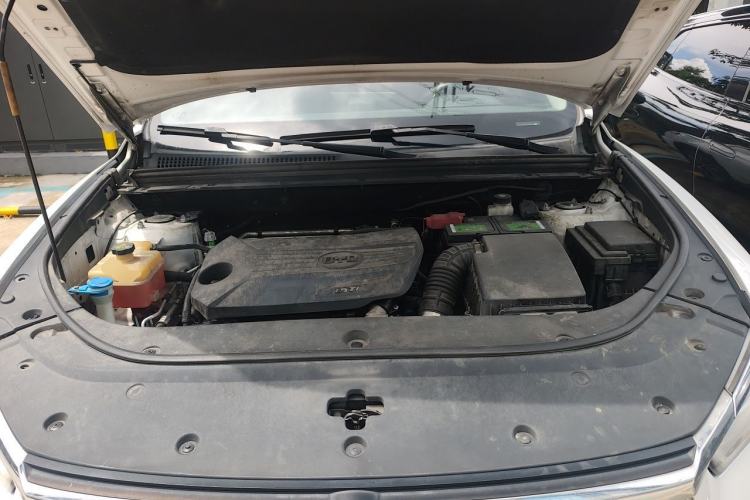 Used BYD Song Pro 2019 1.5T Automatic Elite Edition Engine Bay