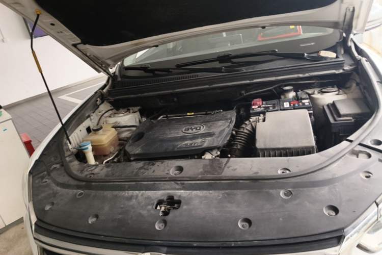 Used BYD Song Pro 2019 1.5T Automatic Luxury Model Engine Bay