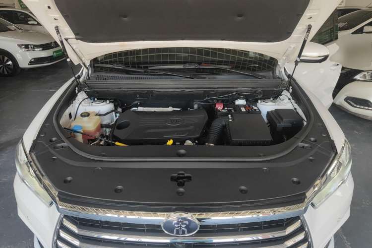 Used BYD Song Pro 2019 1.5T Automatic Luxury Model Engine Bay