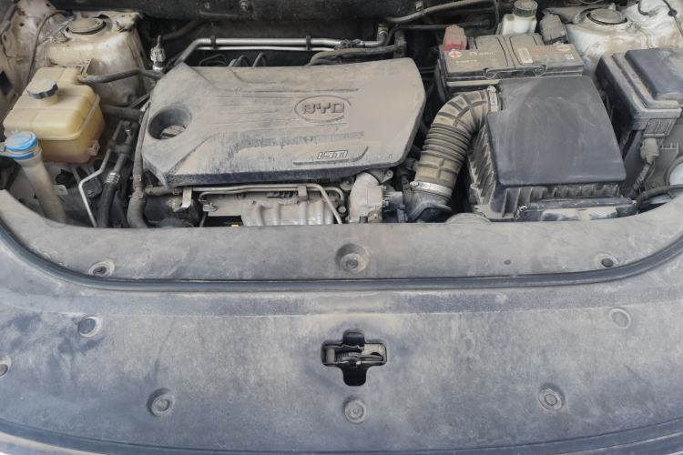 Used BYD Song Pro 2019 1.5T Automatic Elite Edition Engine Bay