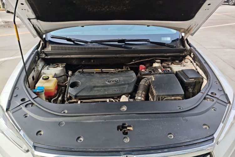 Used BYD Song Pro 2019 1.5T Automatic Prestige Model Engine Bay