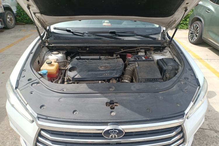 Used BYD Song Pro 2019 1.5T Automatic Prestige Model Engine Bay