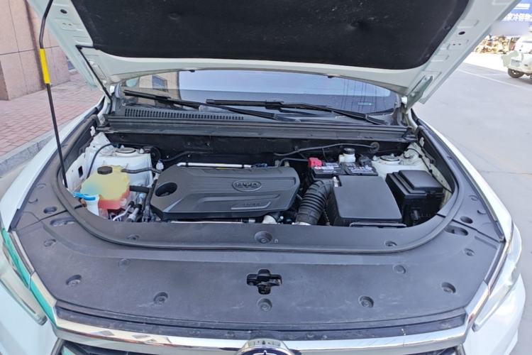 Used BYD Song Pro 2019 1.5T Automatic Luxury Model Engine Bay