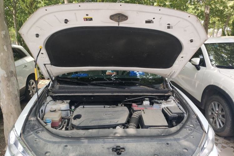 Used BYD Song Pro 2019 1.5T Automatic Luxury Model Engine Bay