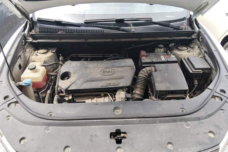 Used BYD Song Pro 2019 1.5T Automatic Prestige Model Engine Bay