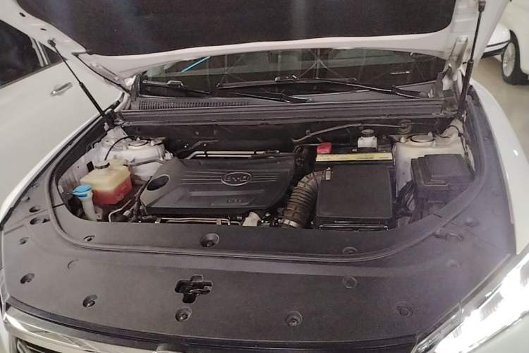 Used BYD Song Pro 2019 1.5T Automatic Elite Edition Engine Bay