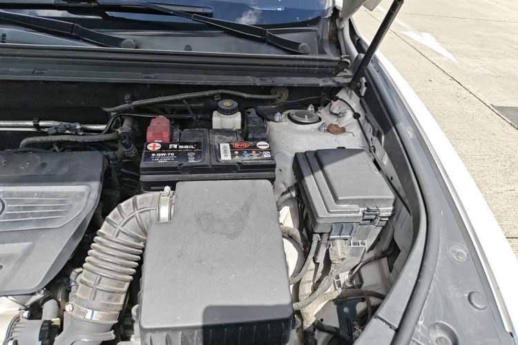 Used BYD Song Pro 2019 1.5T Automatic Luxury Model Engine Bay Left