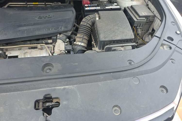 Used BYD Song Pro 2019 1.5T Automatic Luxury Model Engine Bay Left