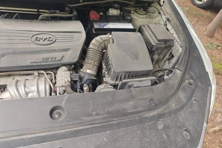 Used BYD Song Pro 2019 1.5T Automatic Elite Edition Engine Bay Left