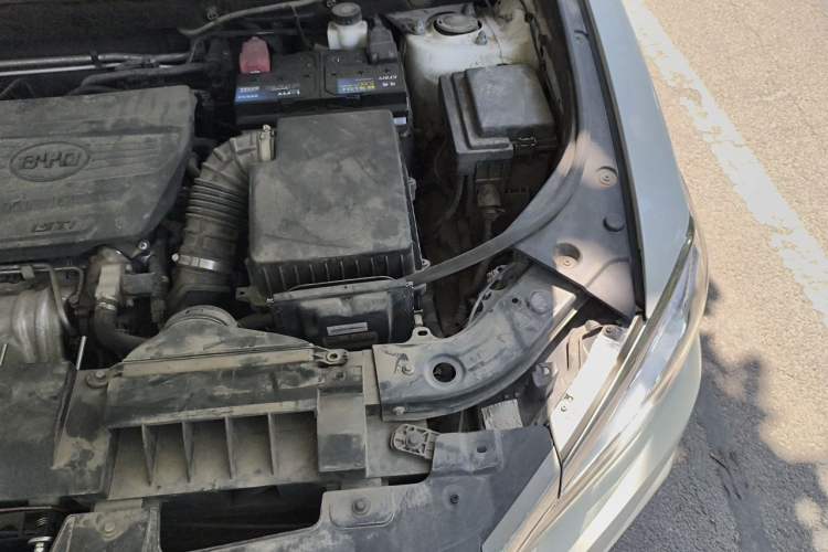 Used BYD Song Pro 2019 1.5T Automatic Elite Edition Engine Bay Left