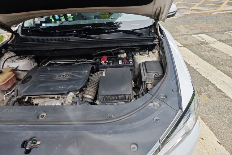 Used BYD Song Pro 2019 1.5T Automatic Luxury Model Engine Bay Left