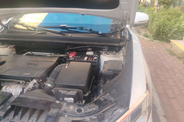 Used BYD Song Pro 2019 1.5T Automatic Prestige Model Engine Bay Left