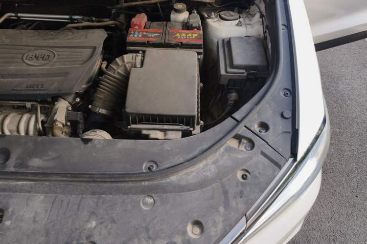 Used BYD Song Pro 2019 1.5T Automatic Elite Edition Engine Bay Left
