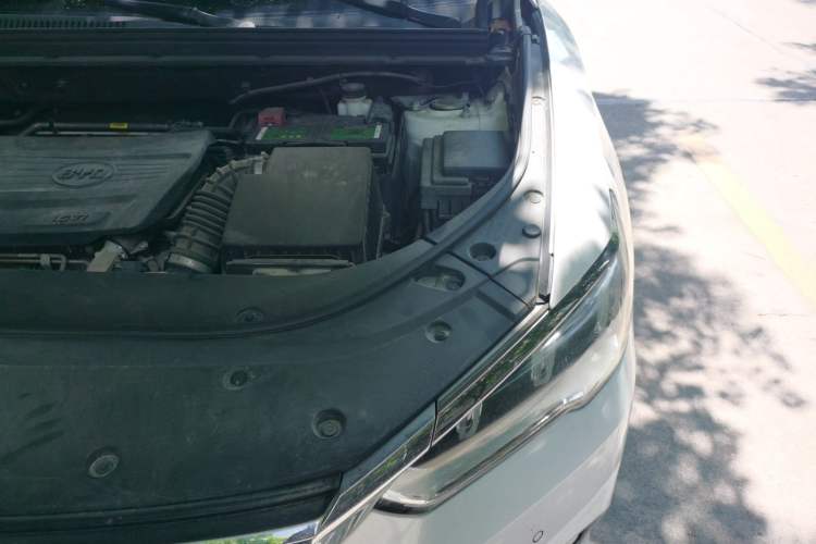 Used BYD Song Pro 2019 1.5T Automatic Luxury Model Engine Bay Left