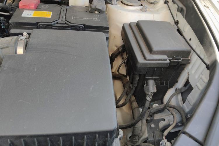 Used BYD Song Pro 2019 1.5T Automatic Luxury Model Engine Bay Left