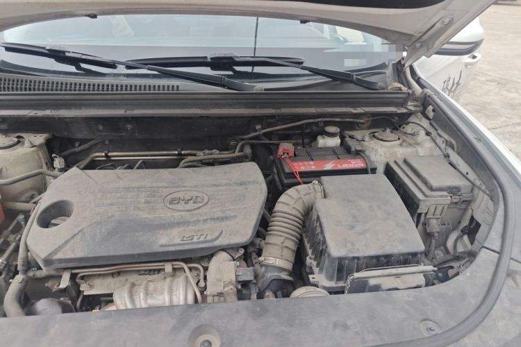 Used BYD Song Pro 2019 1.5T Automatic Elite Edition Engine Bay Left