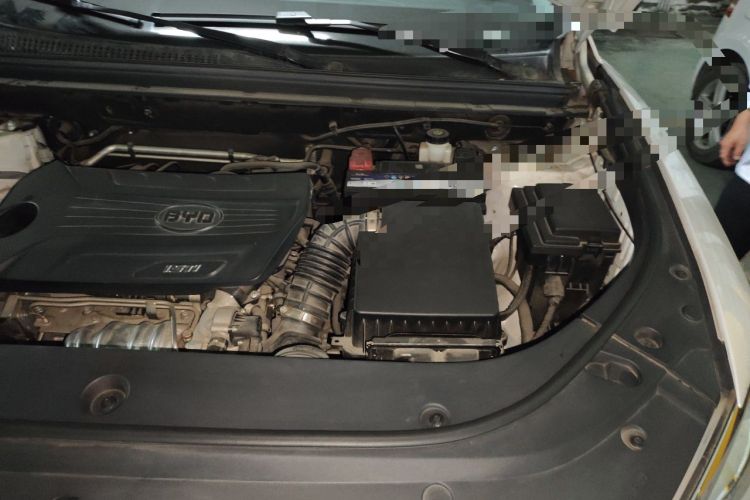 Used BYD Song Pro 2019 1.5T Automatic Luxury Model Engine Bay Left