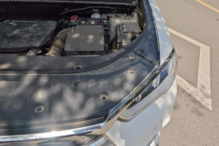 Used BYD Song Pro 2019 1.5T Automatic Luxury Model Engine Bay Left
