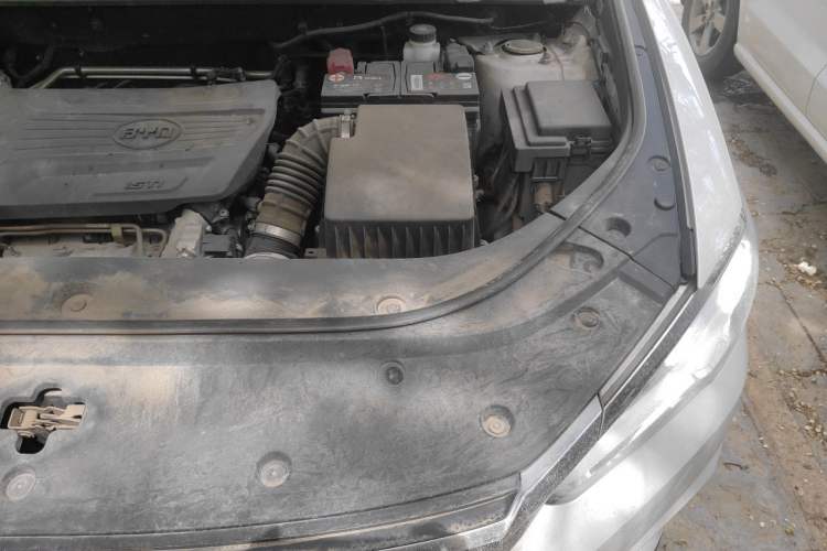 Used BYD Song Pro 2019 1.5T Automatic Elite Edition Engine Bay Left
