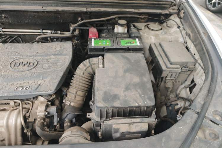 Used BYD Song Pro 2019 1.5T Automatic Elite Edition Engine Bay Left