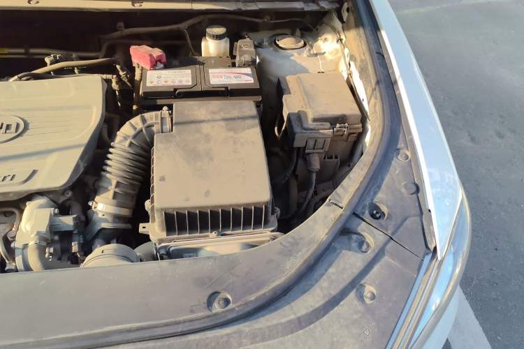 Used BYD Song Pro 2019 1.5T Automatic Prestige Model Engine Bay Left