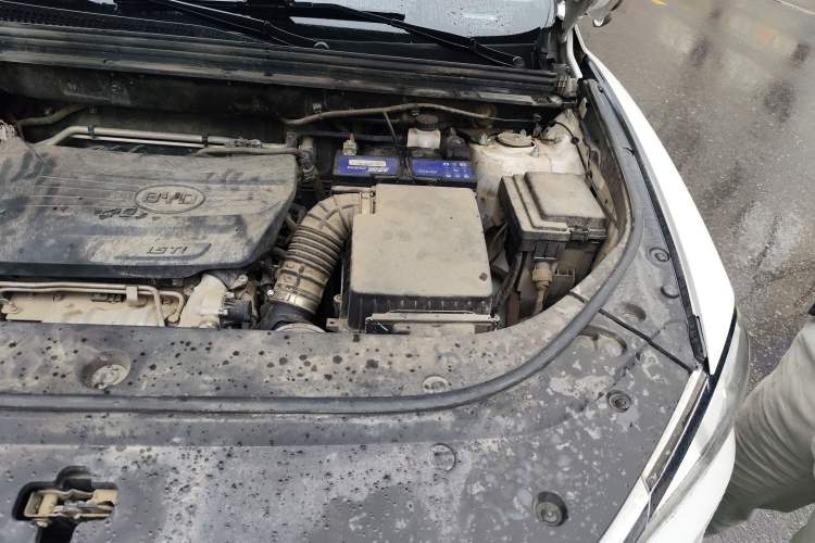 Used BYD Song Pro 2019 1.5T Automatic Elite Edition Engine Bay Left