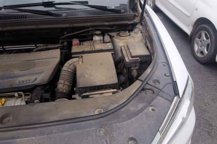 Used BYD Song Pro 2019 1.5T Automatic Prestige Model Engine Bay Left