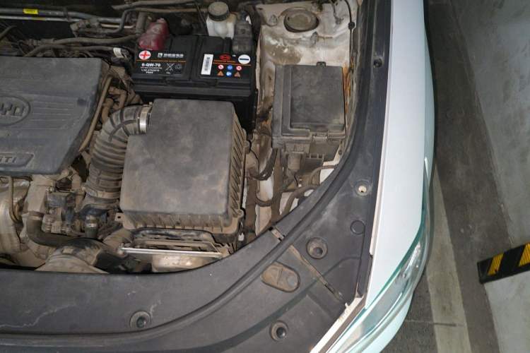 Used BYD Song Pro 2019 1.5T Automatic Luxury Model Engine Bay Left