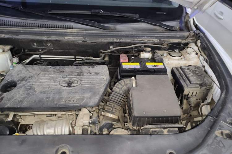 Used BYD Song Pro 2019 1.5T Automatic Elite Edition Engine Bay Left