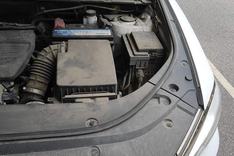 Used BYD Song Pro 2019 1.5T Automatic Luxury Model Engine Bay Left