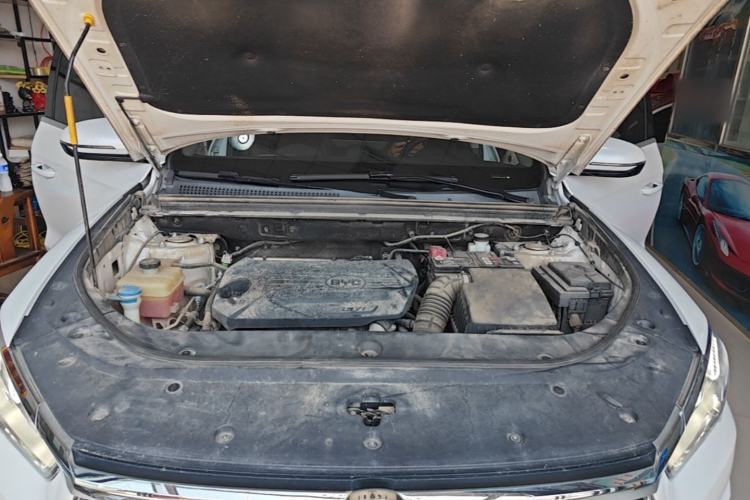 Used BYD Song Pro 2019 1.5T Automatic Elite Edition Engine Bay