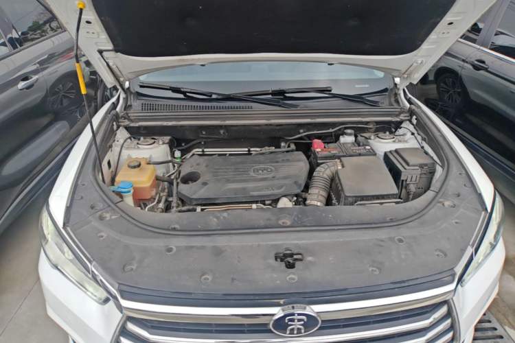Used BYD Song Pro 2019 1.5T Automatic Luxury Model Engine Bay