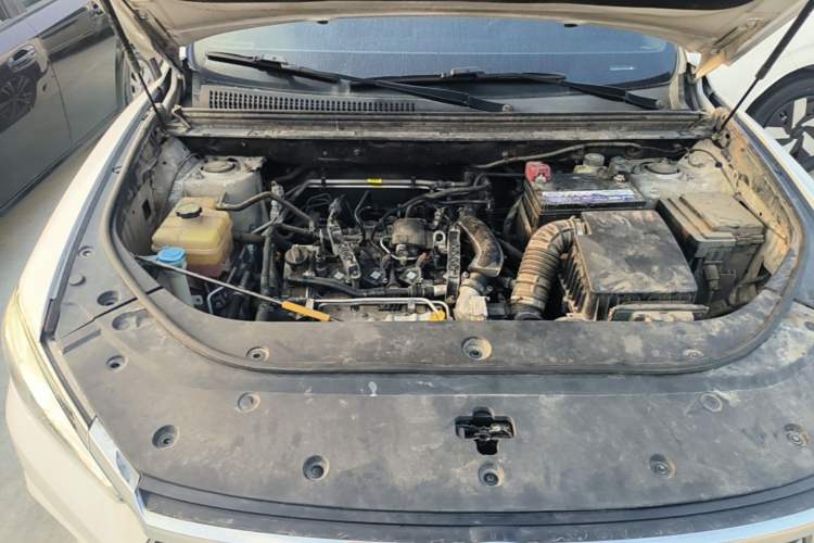 Used BYD Song Pro 2019 1.5T Automatic Elite Edition Engine Bay
