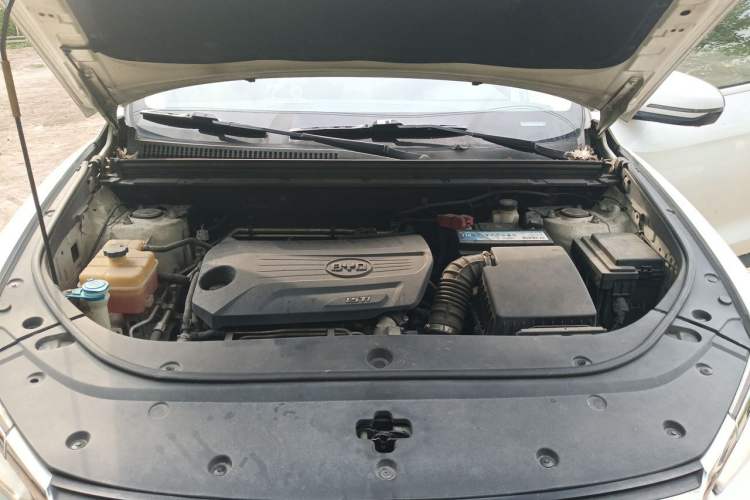 Used BYD Song Pro 2019 1.5T Automatic Prestige Model Engine Bay