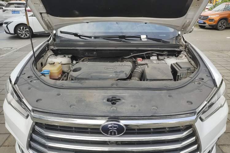 Used BYD Song Pro 2019 1.5T Automatic Elite Edition Engine Bay
