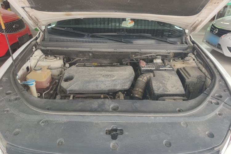 Used BYD Song Pro 2019 1.5T Automatic Luxury Model Engine Bay
