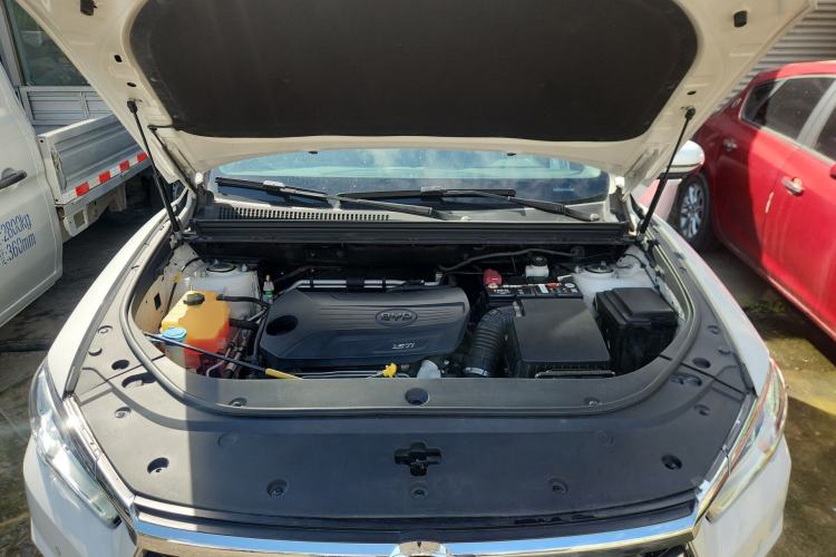 Used BYD Song Pro 2019 1.5T Automatic Luxury Model Engine Bay