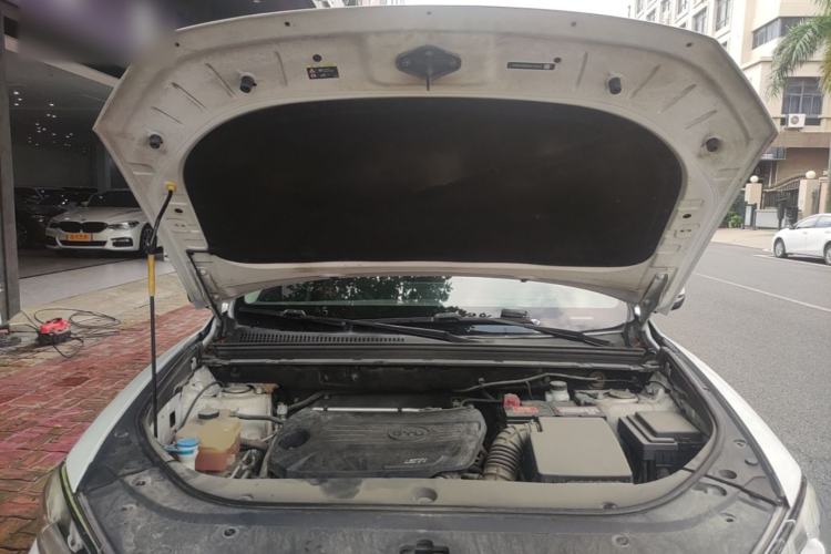 Used BYD Song Pro 2019 1.5T Automatic Elite Edition Engine Bay