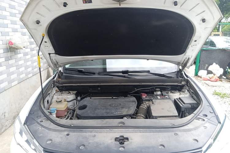 Used BYD Song Pro 2019 1.5T Automatic Prestige Model Engine Bay