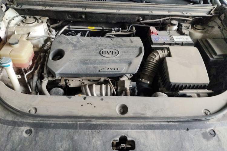 Used BYD Song Pro 2019 1.5T Automatic Luxury Model Engine Bay