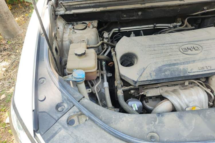 Used BYD Song Pro 2019 1.5T Automatic Luxury Model Engine Bay Right