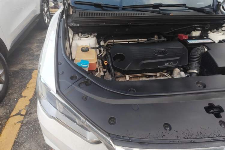 Used BYD Song Pro 2019 1.5T Automatic Elite Edition Engine Bay Right