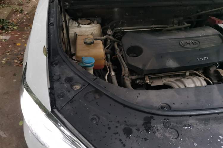 Used BYD Song Pro 2019 1.5T Automatic Luxury Model Engine Bay Right
