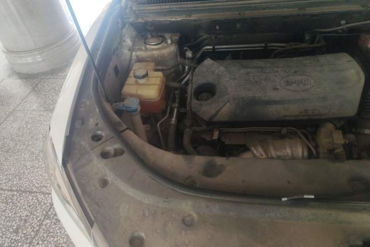 Used BYD Song Pro 2019 1.5T Automatic Prestige Model Engine Bay Right