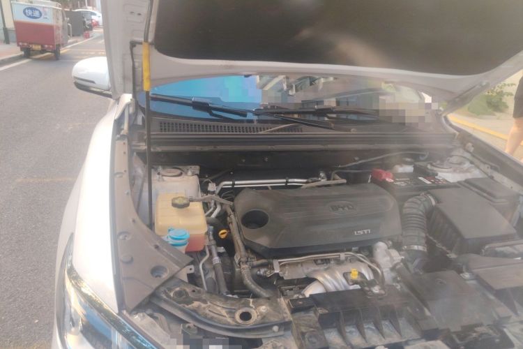 Used BYD Song Pro 2019 1.5T Automatic Prestige Model Engine Bay Right
