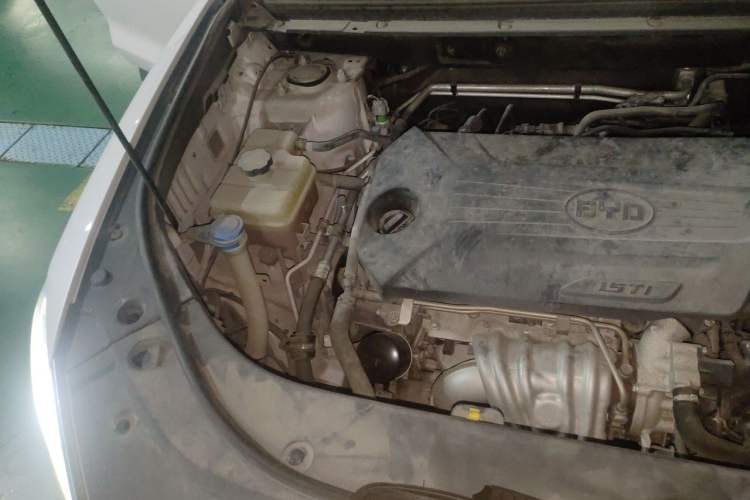 Used BYD Song Pro 2019 1.5T Automatic Luxury Model Engine Bay Right