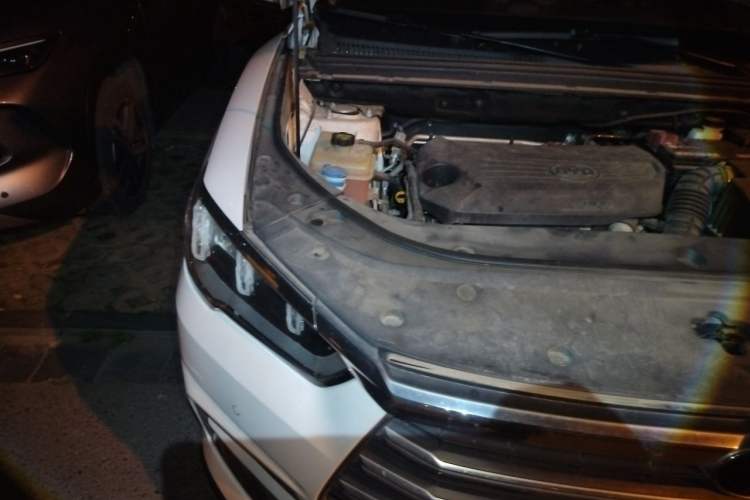 Used BYD Song Pro 2019 1.5T Automatic Luxury Model Engine Bay Right